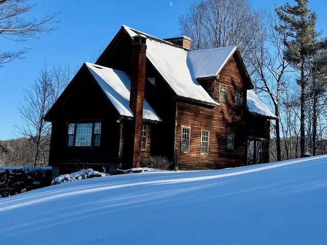 $845,000 | 403 Horse Shoe Way, Woodstock, VT 05071