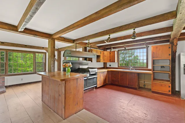 $845,000 | 403 Horse Shoe Way, Woodstock, VT 05071