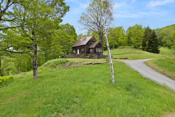 $845,000 | 403 Horse Shoe Way, Woodstock, VT 05071
