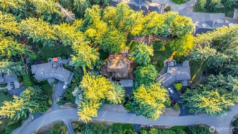 $2,370,000 | 2519 239th Avenue Southeast, Sammamish, WA 98075