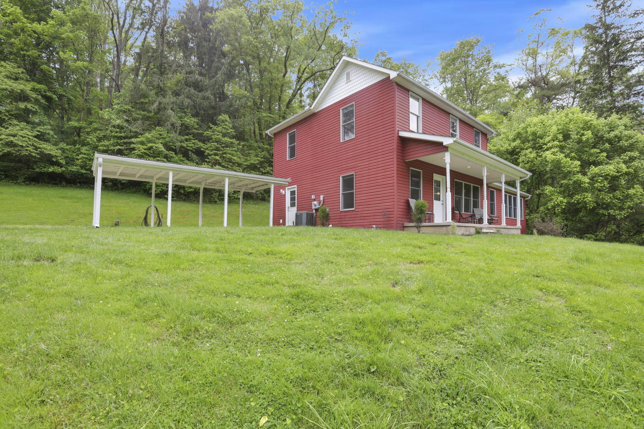 7485 Sugar Grove Road Southeast Sugar Grove, OH 43155 - Photo 4 of 95 4-web-or-mls-LO5A2362