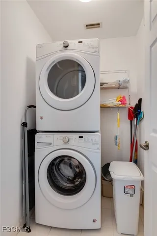 $657,000 | 1957 Piccadilly Circus, Naples, FL 34112