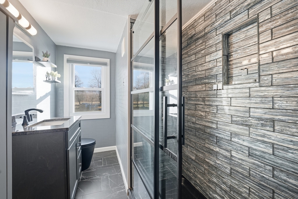 592 Stony Hill Road Wilbraham, MA 01095 - Photo 12 of 41
