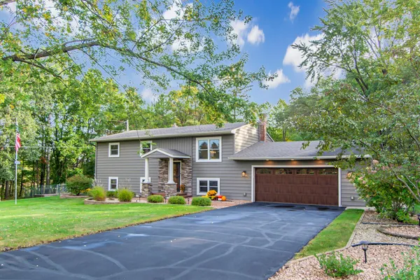 $389,900 | 14104 Inglewood Drive North, Baxter, MN 56425