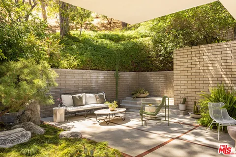 $3,299,500 | 9080 Wonderland Park Avenue, Los Angeles, CA 90046
