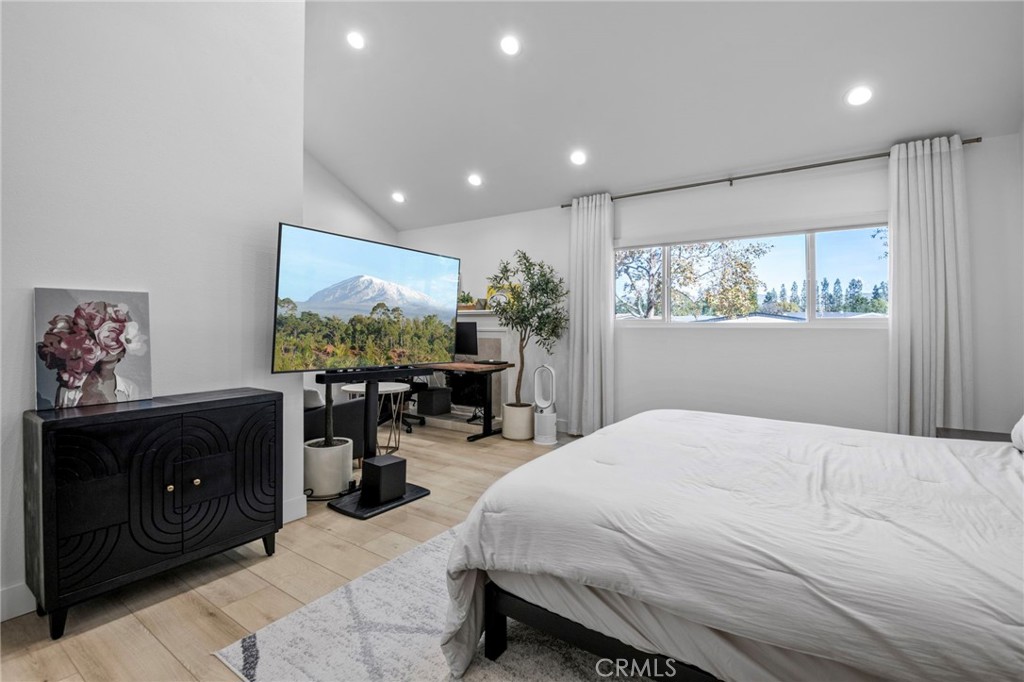 72 Cape Cod Irvine, CA 92620 - Photo 16 of 37