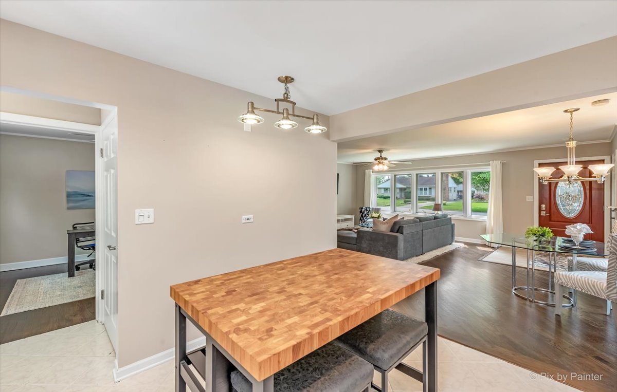 9 North Waverly Place Mount Prospect, IL 60056 - Photo 10 of 40