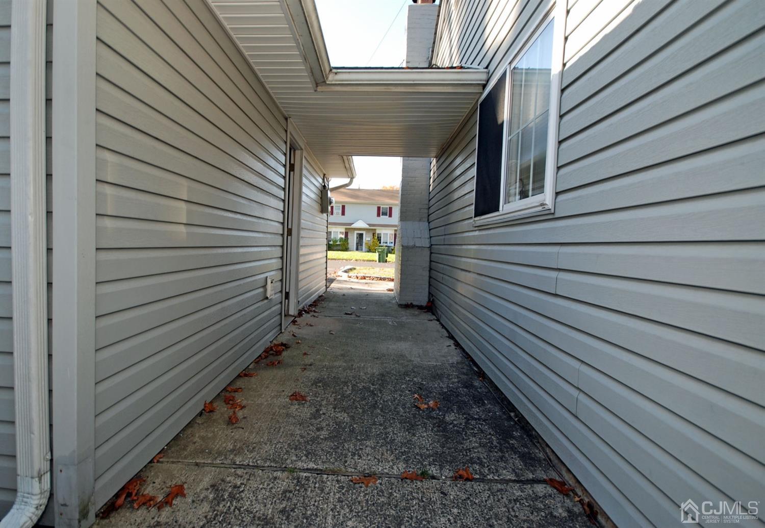 18 Crescent Road Edison, NJ 08817 - Photo 21 of 28 a view of a back yard of the house