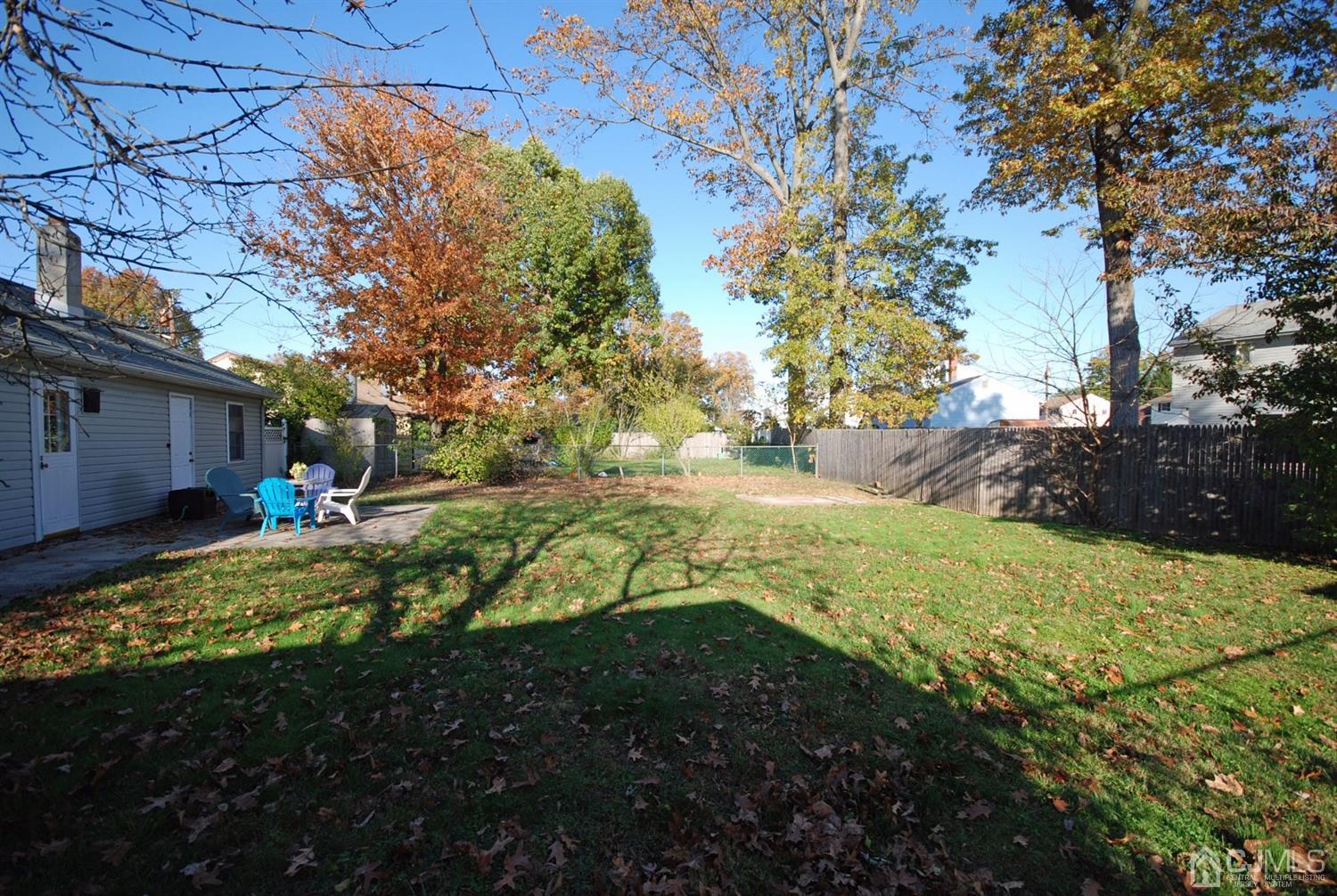 18 Crescent Road Edison, NJ 08817 - Photo 28 of 28 a view of backyard with green space
