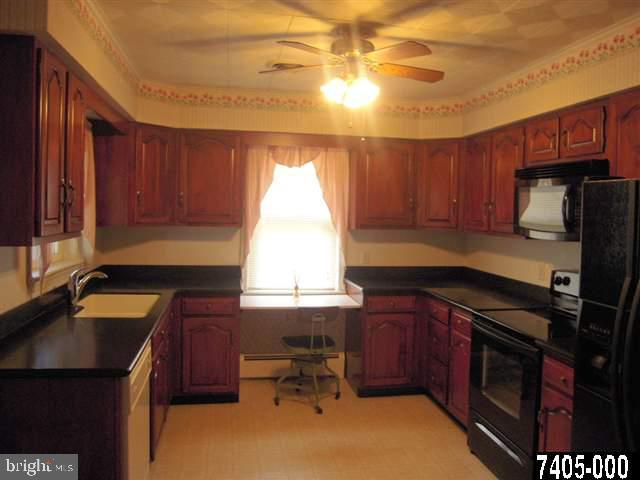 530 Fairfax Road York, PA 17404 - Photo 11 of 18 Gallery Image 11