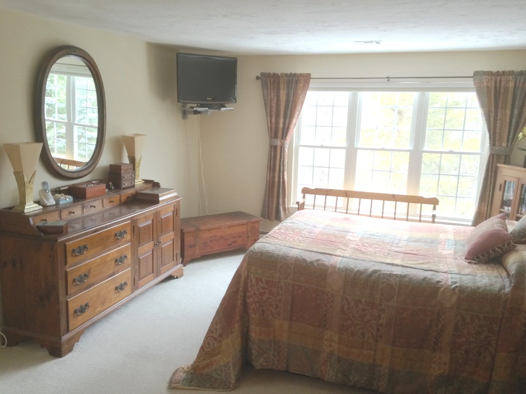 911 Ridgefield Circle, Unit A Clinton, MA 01510 - Photo 15 of 30 Gallery Image 15