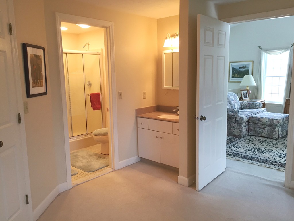 911 Ridgefield Circle, Unit A Clinton, MA 01510 - Photo 19 of 30 Gallery Image 19