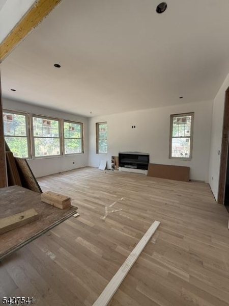 21 Valemont Way Summit, NJ 07901 - Photo 7 of 9