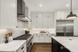 13988 Southeast 5th Street Bellevue, WA 98005 - Photo 15 of 39