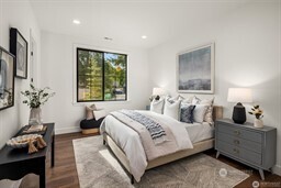 13988 Southeast 5th Street Bellevue, WA 98005 - Photo 21 of 39