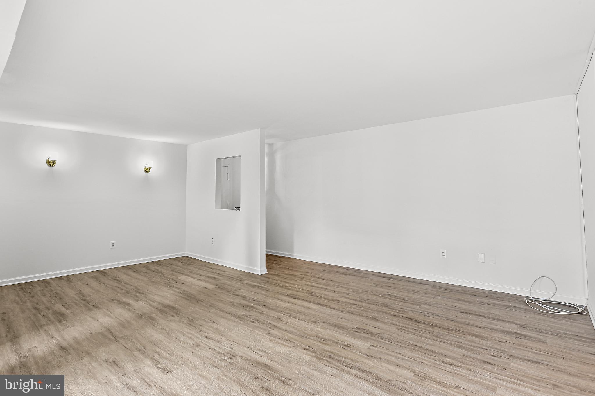 9629 White Acre Road, Unit B2 Columbia, MD 21045 - Photo 4 of 11 a view of an empty room