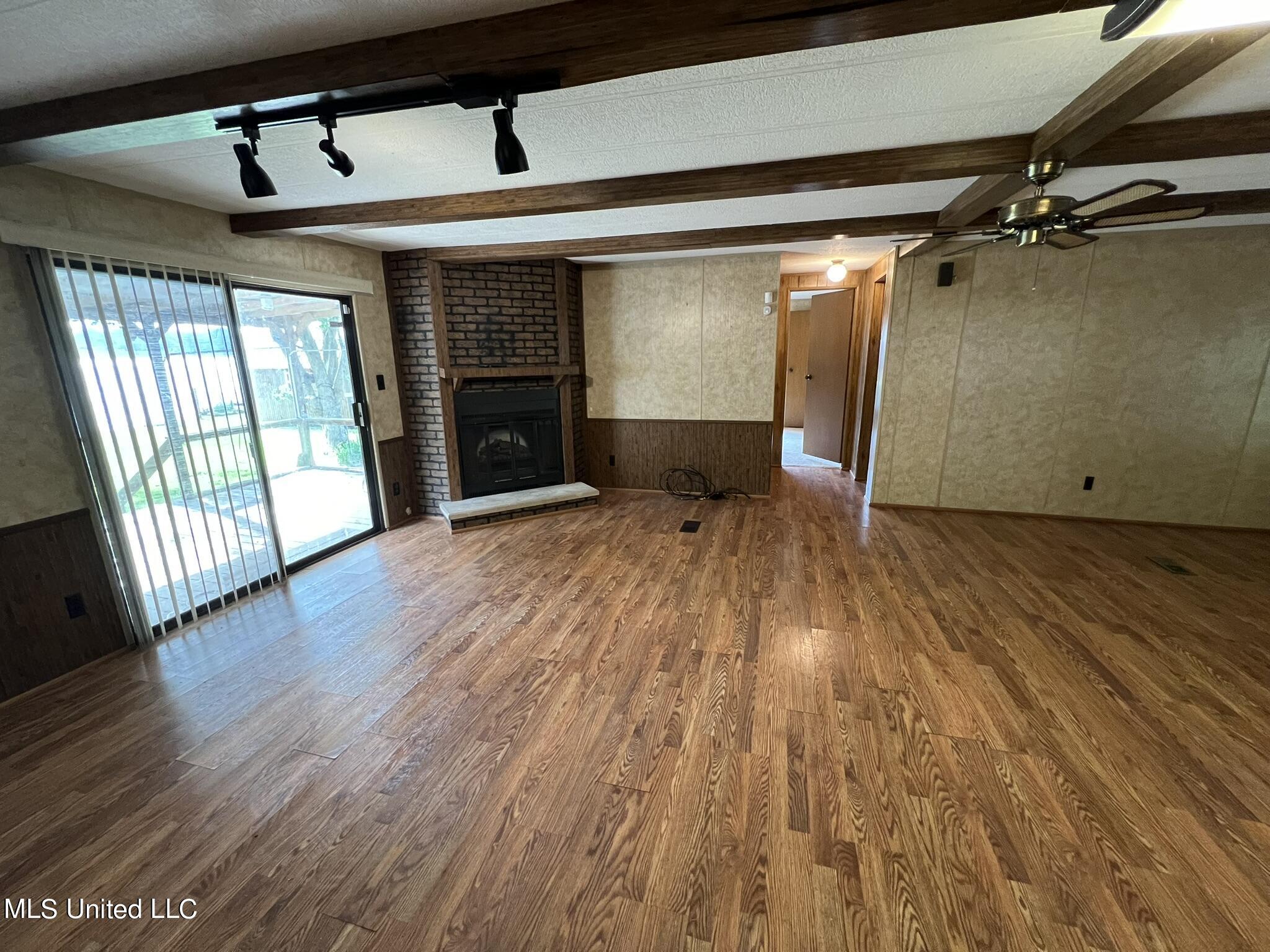 489 Line Street Byram, MS 39272 - Photo 8 of 28 IMG_6367