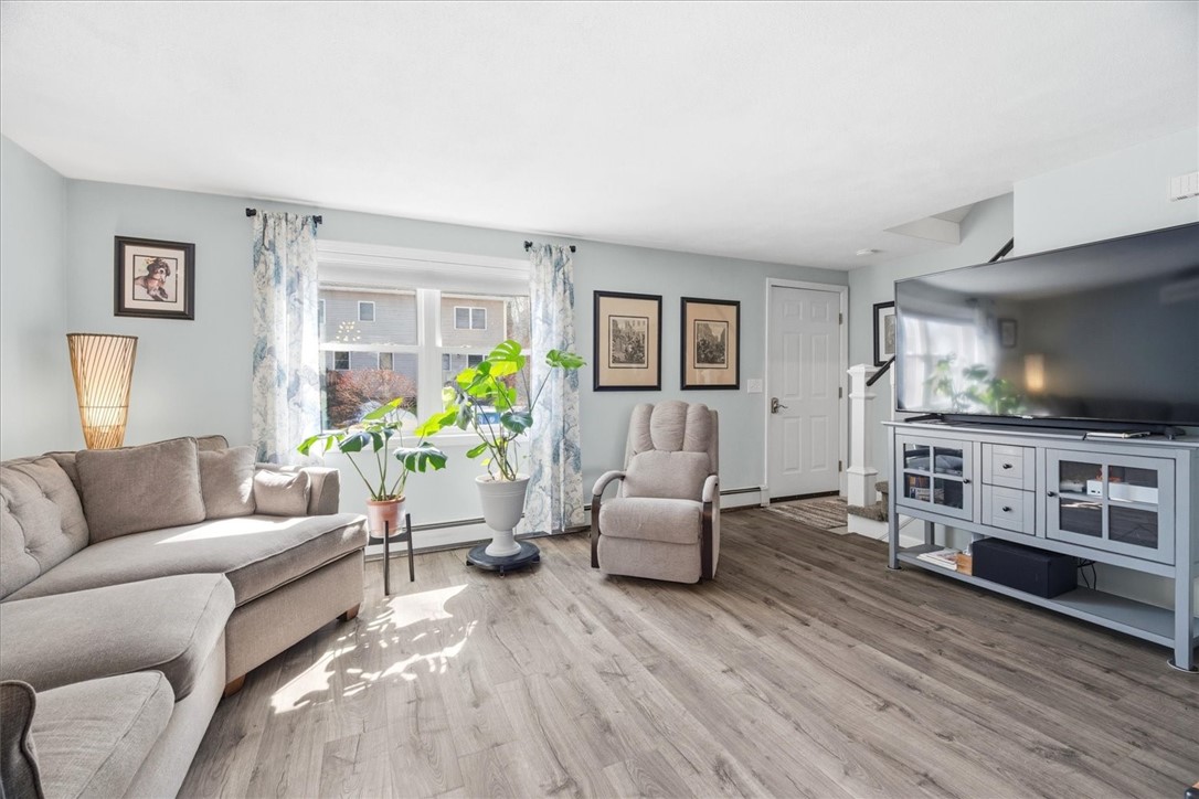 131 New River Road Lincoln, RI 02838 - Photo 11 of 31