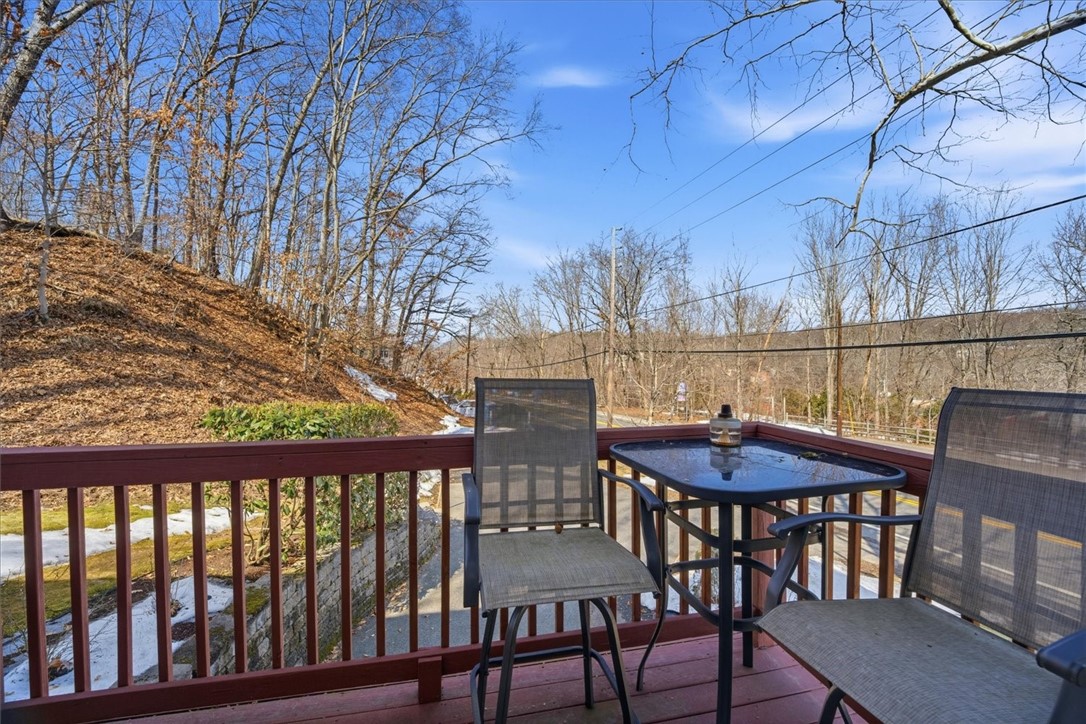 131 New River Road Lincoln, RI 02838 - Photo 27 of 31