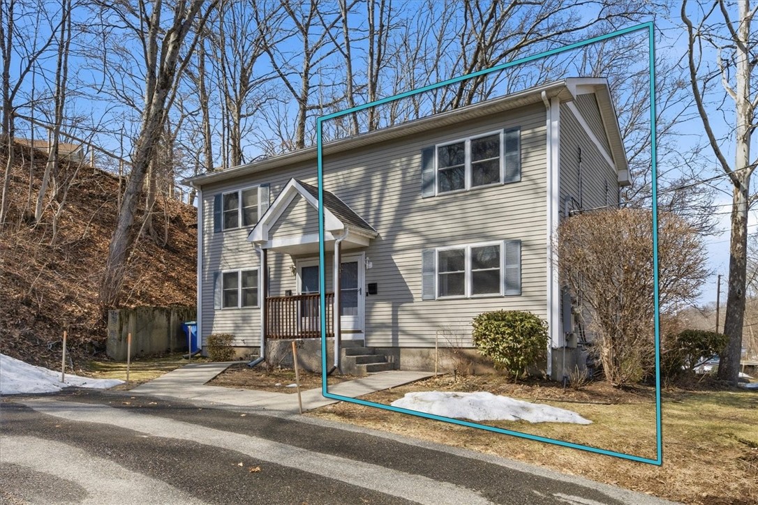 131 New River Road Lincoln, RI 02838 - Photo 4 of 31