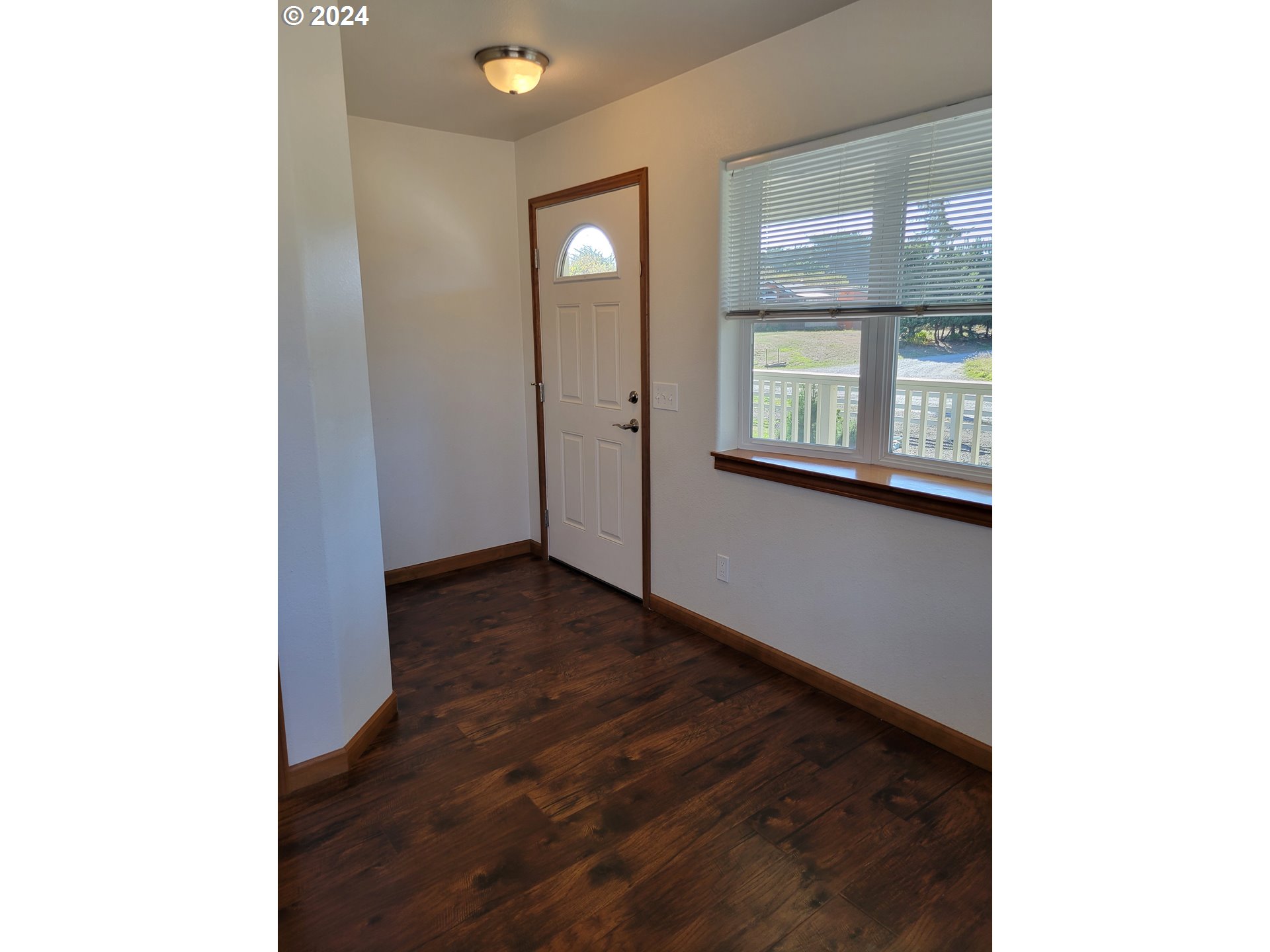 55091 Franklin Road Bandon, OR 97411 - Photo 27 of 34 Gallery Image 27