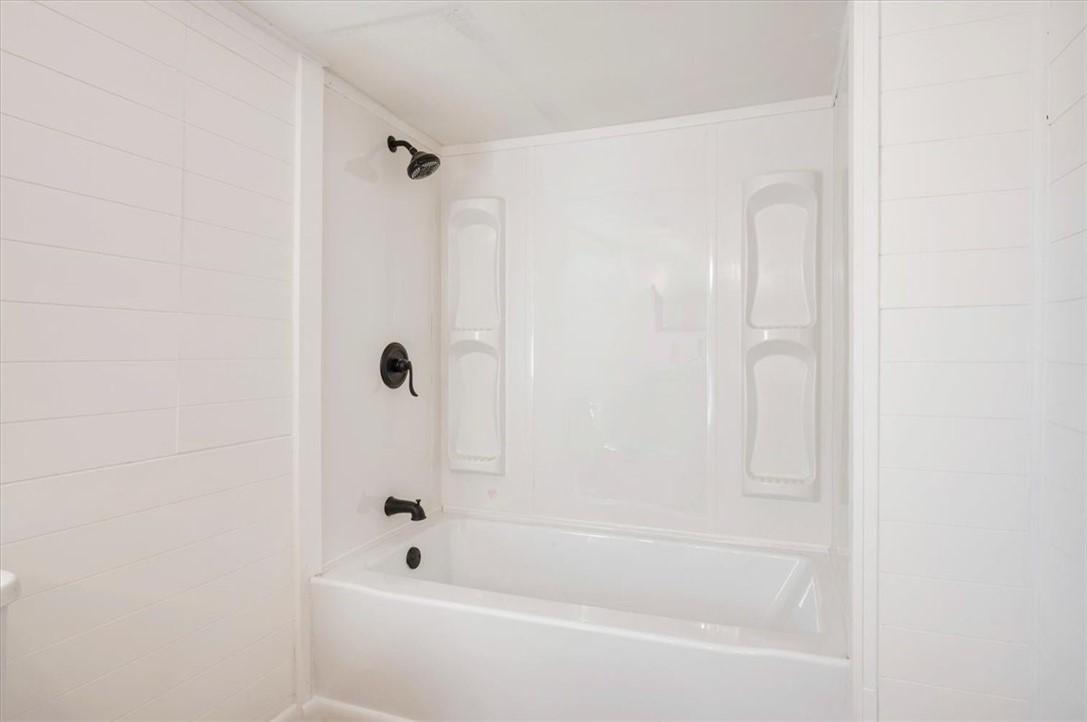 24 Sangster Road Jesup, GA 31545 - Photo 12 of 28