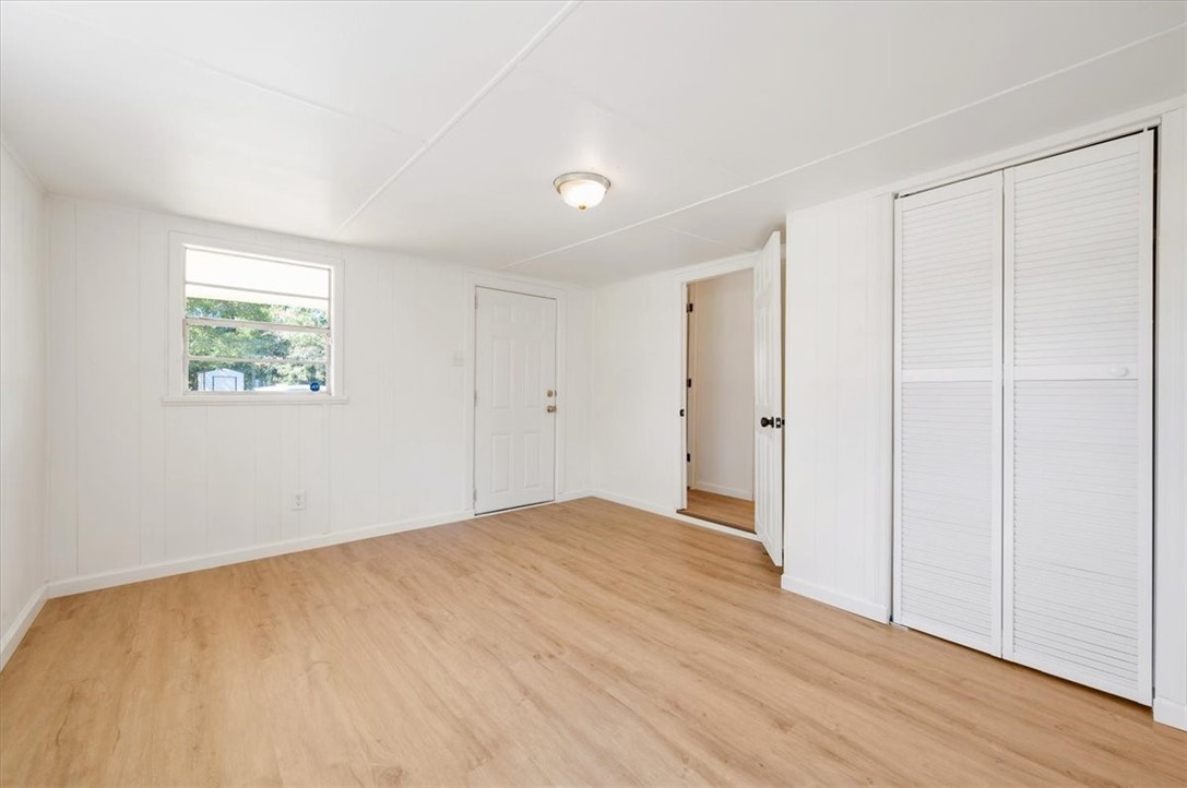 24 Sangster Road Jesup, GA 31545 - Photo 18 of 28 Bonus Room/bedroom 4