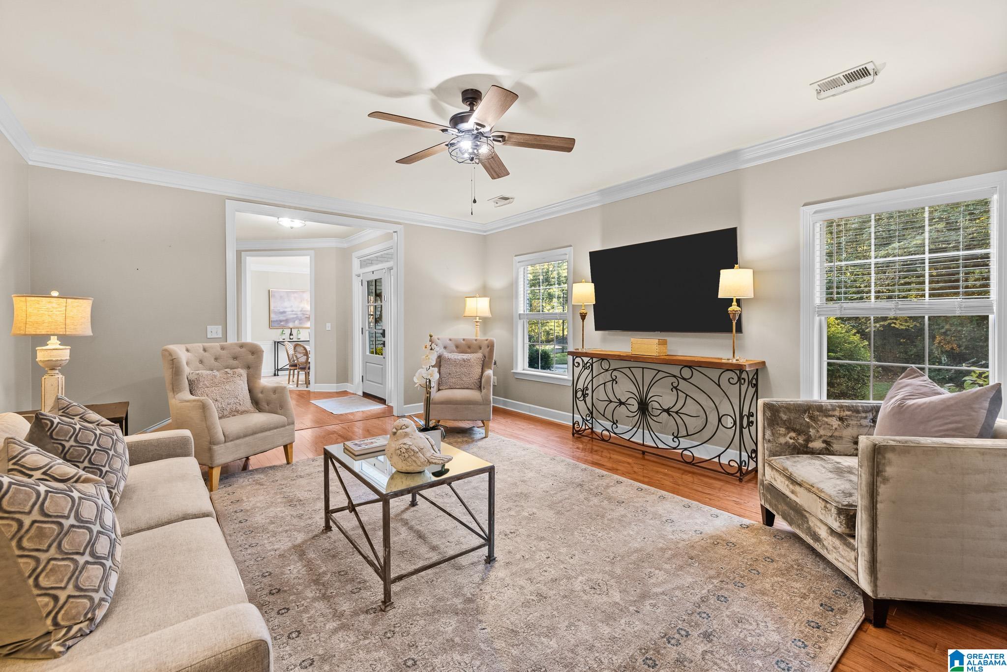 3521 Rhodes Drive Birmingham, AL 35209 - Photo 6 of 38