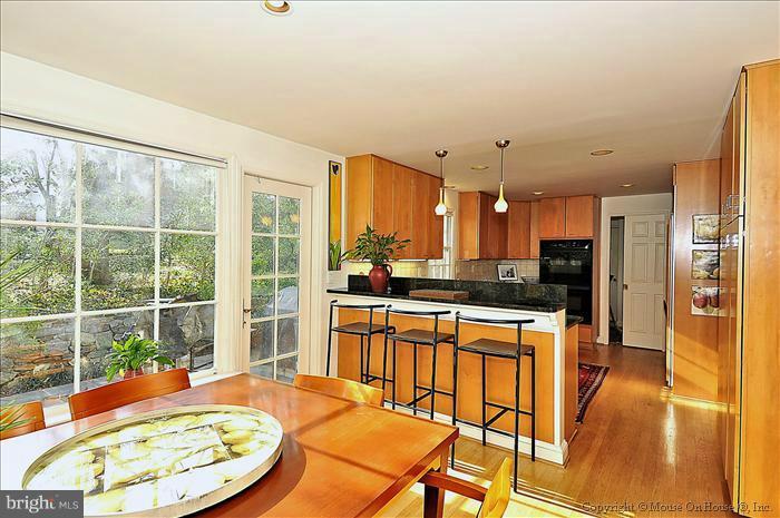 8621 Burdette Road Bethesda, MD 20817 - Photo 4 of 8 Kitchen