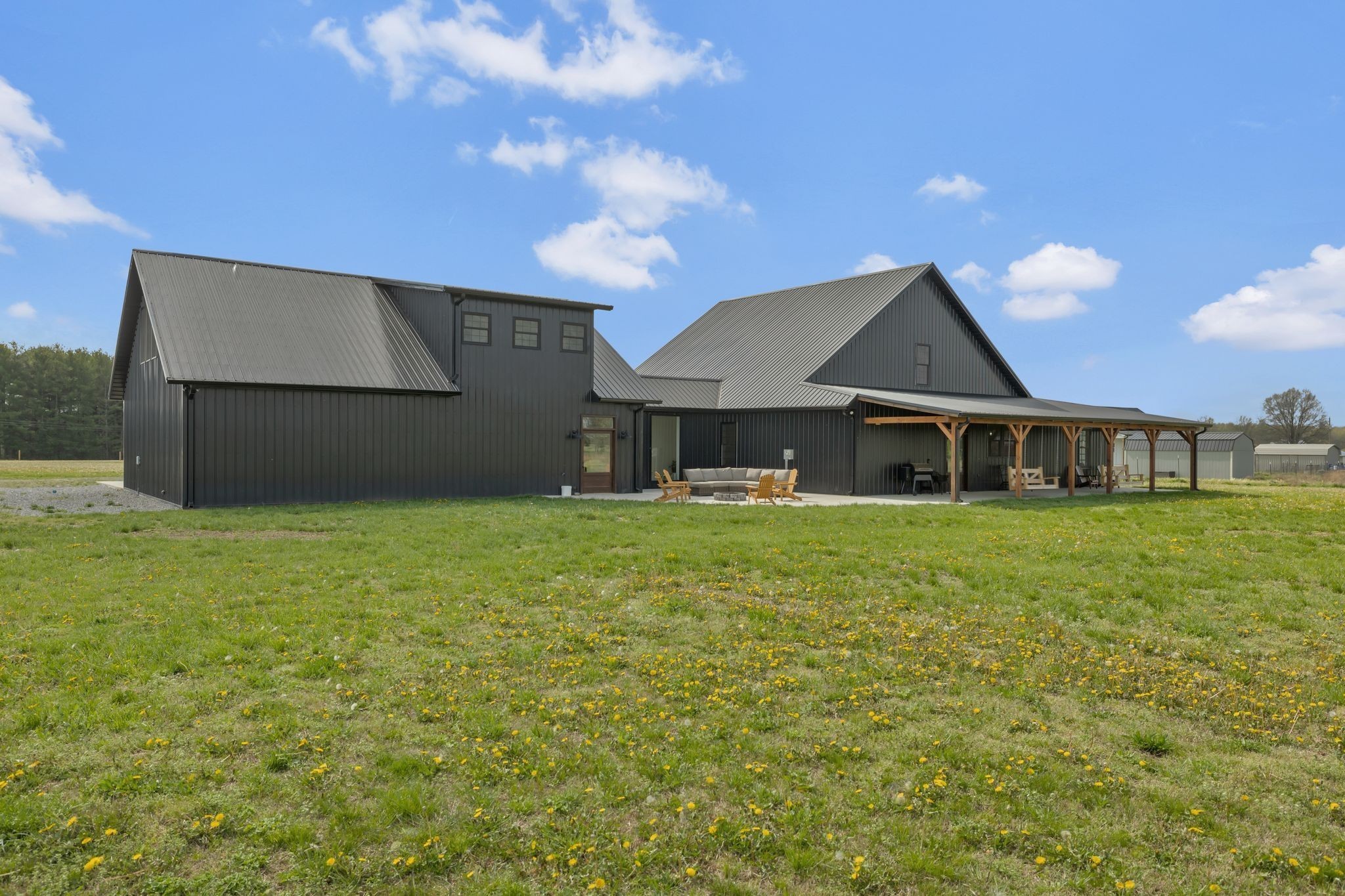 11010 Shelbyville Road Morrison, TN 37357 - Photo 35 of 44 a front view of a house with a yard