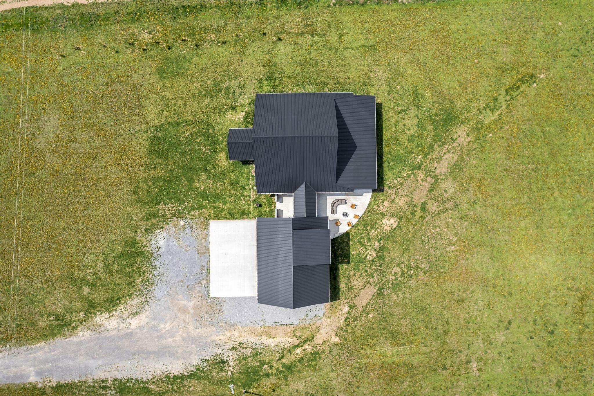 11010 Shelbyville Road Morrison, TN 37357 - Photo 41 of 44 a aerial view of a house with a yard