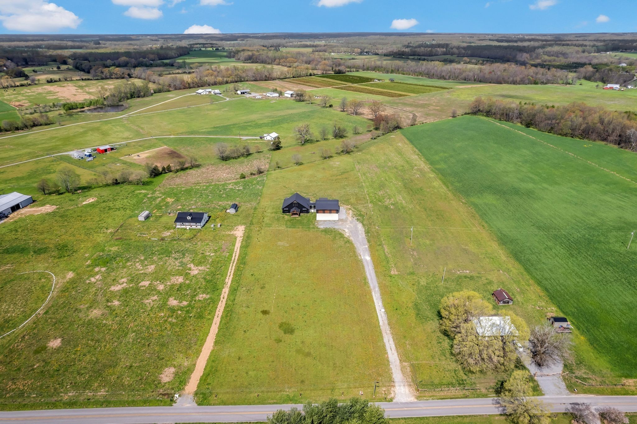 11010 Shelbyville Road Morrison, TN 37357 - Photo 42 of 44 a view of a swimming pool with an ocean view