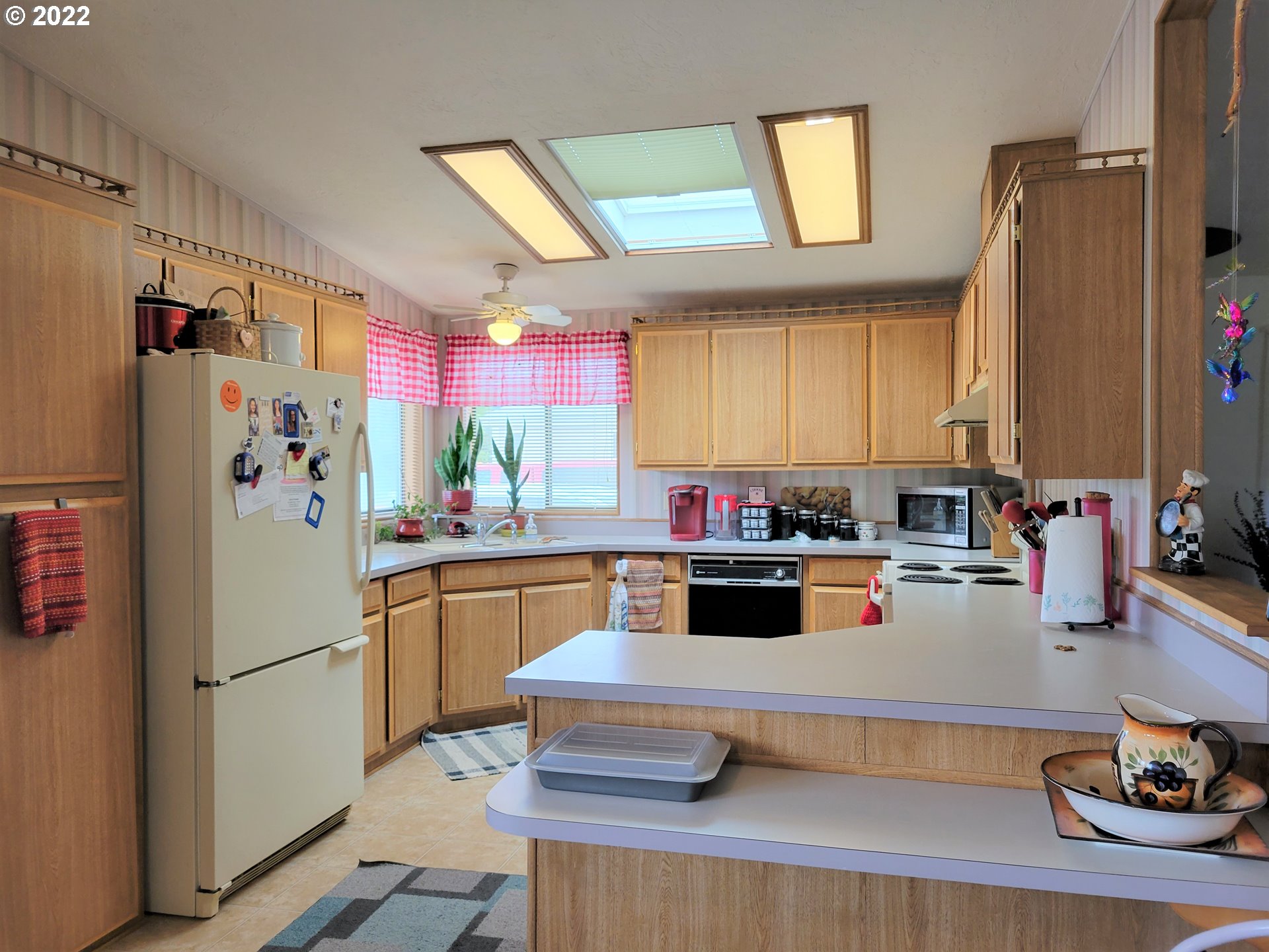 235 Raintree Avenue Sutherlin, OR 97479 - Photo 3 of 17 Gallery Image 3