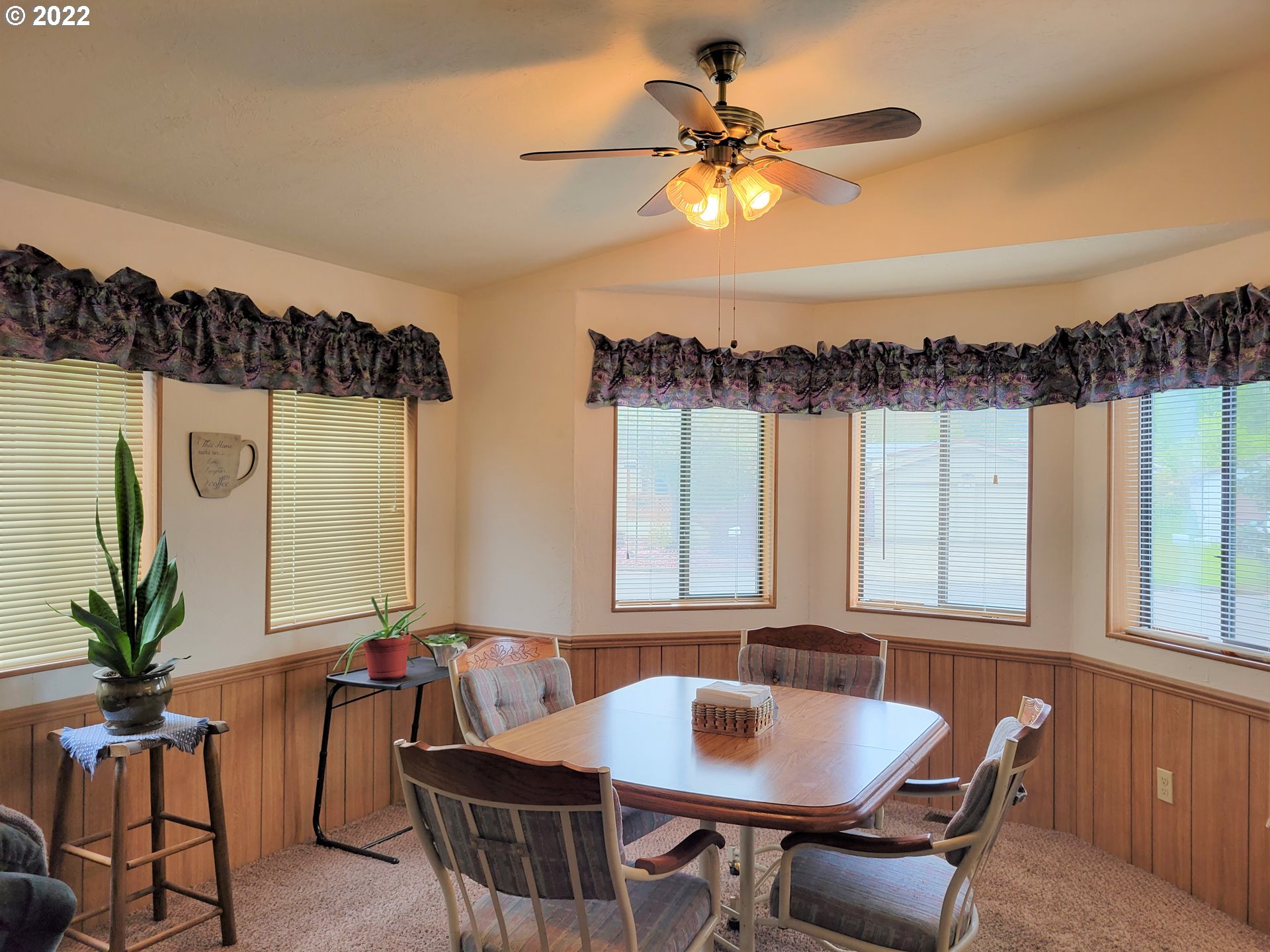 235 Raintree Avenue Sutherlin, OR 97479 - Photo 4 of 17 Gallery Image 4