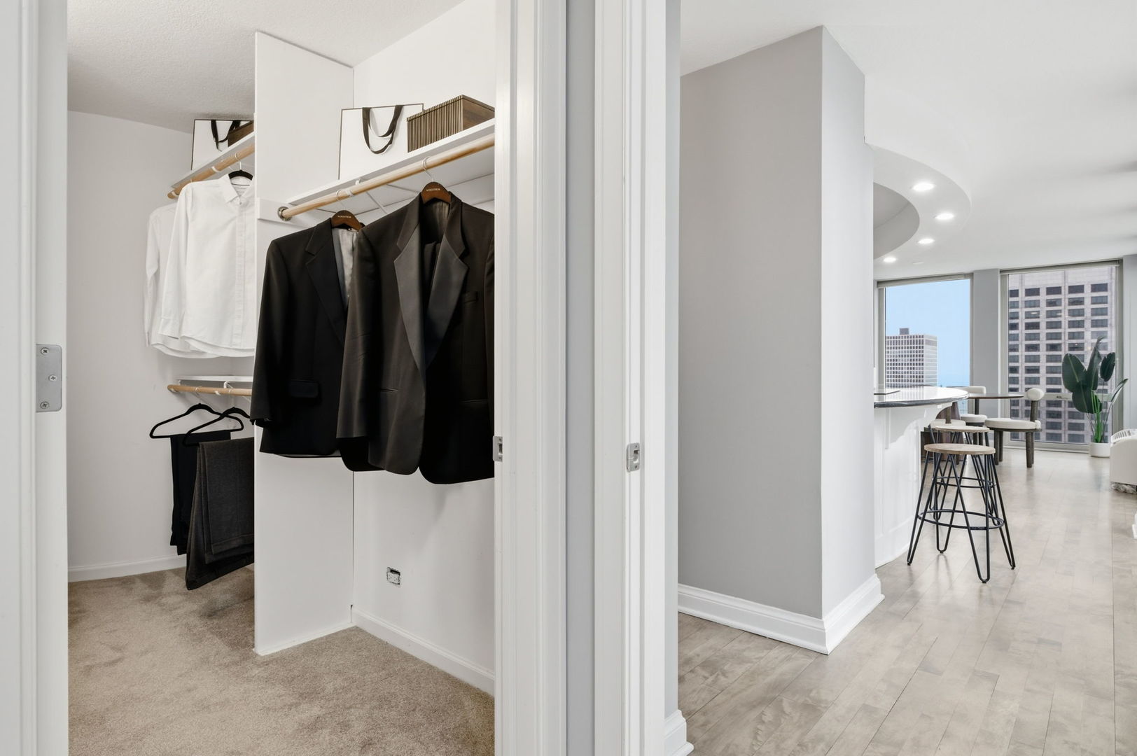 111 East Chestnut Street, Unit 37K Chicago, IL 60611 - Photo 28 of 43