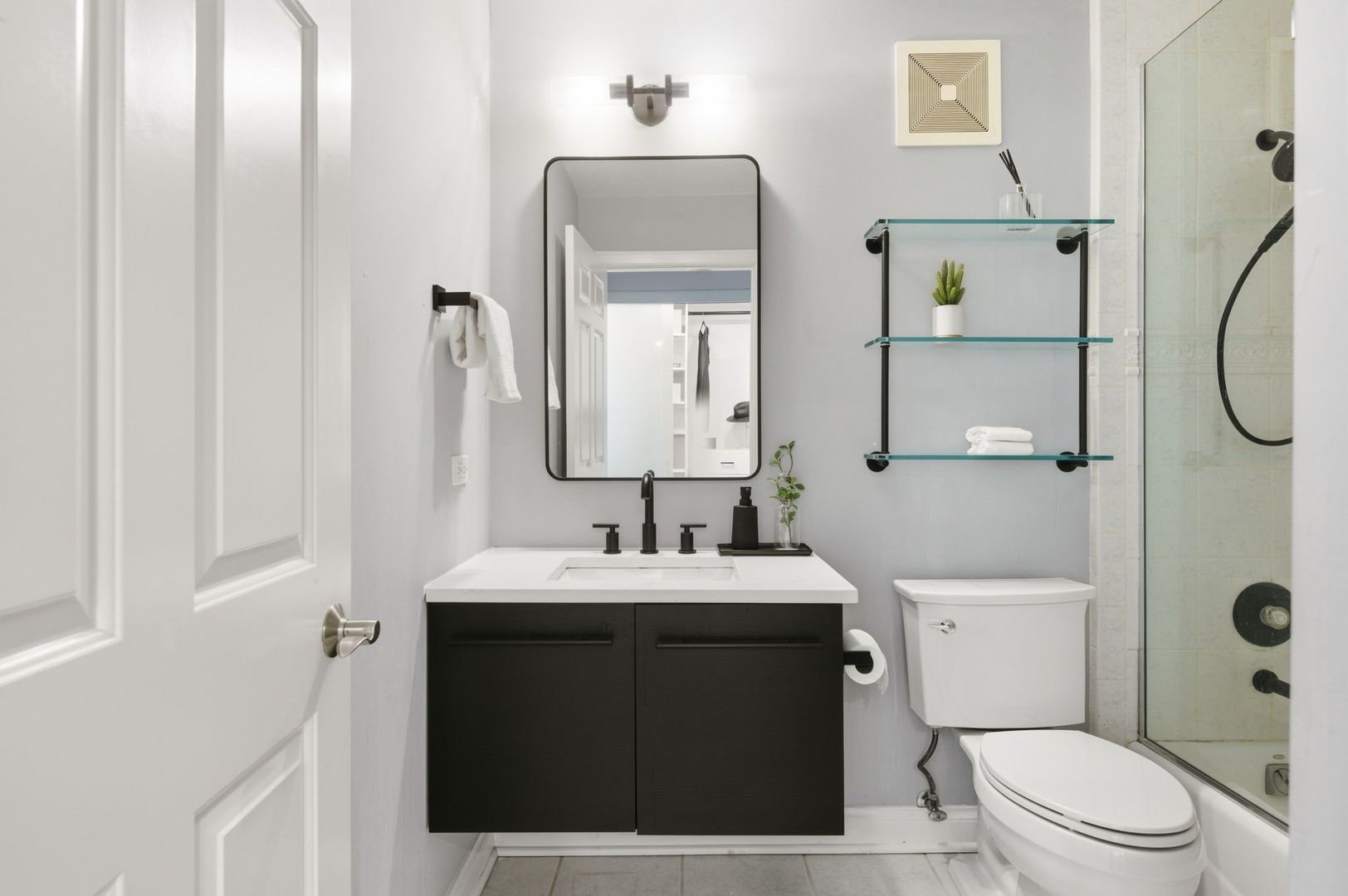 111 East Chestnut Street, Unit 37K Chicago, IL 60611 - Photo 30 of 43