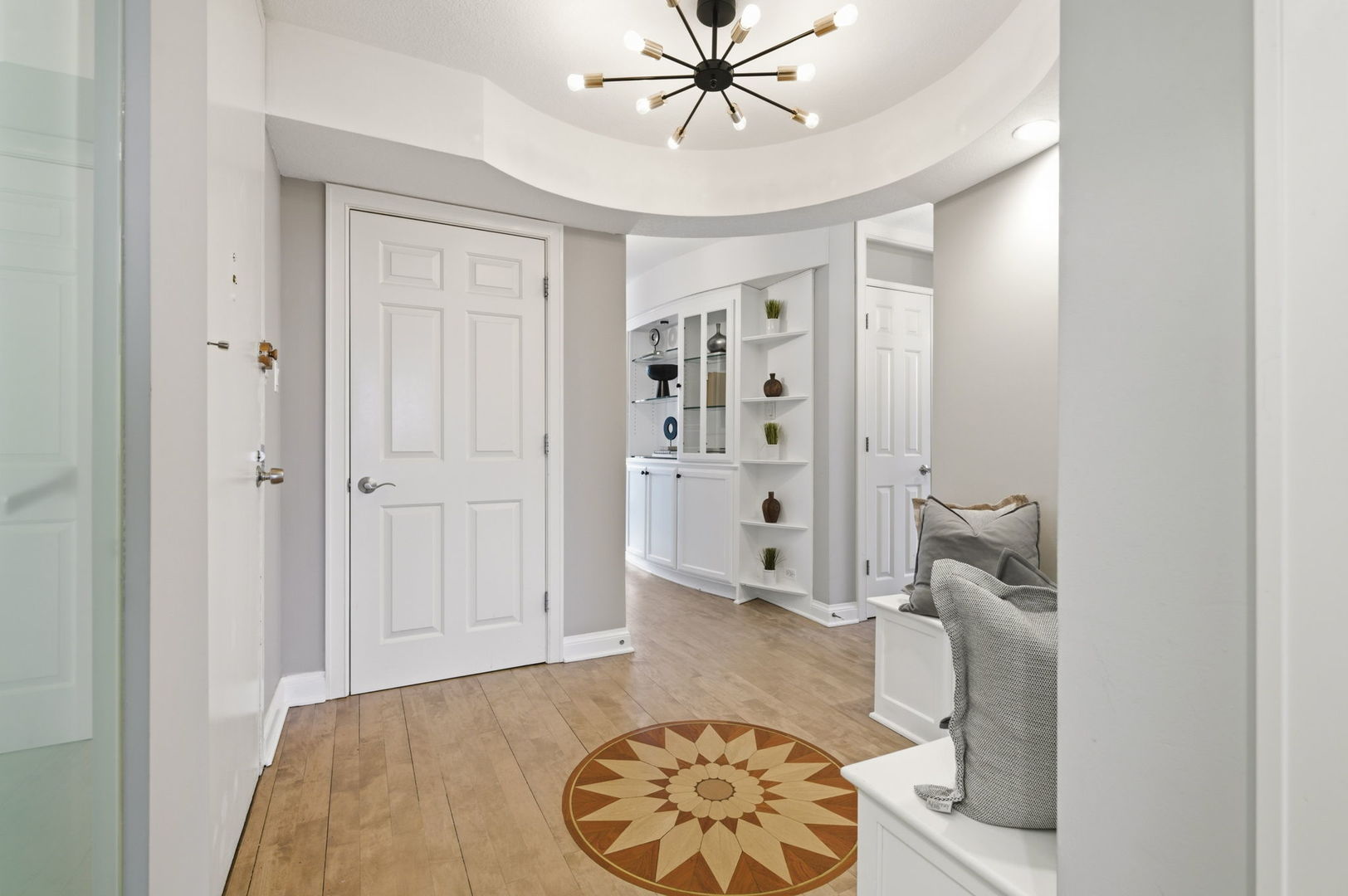 111 East Chestnut Street, Unit 37K Chicago, IL 60611 - Photo 3 of 43