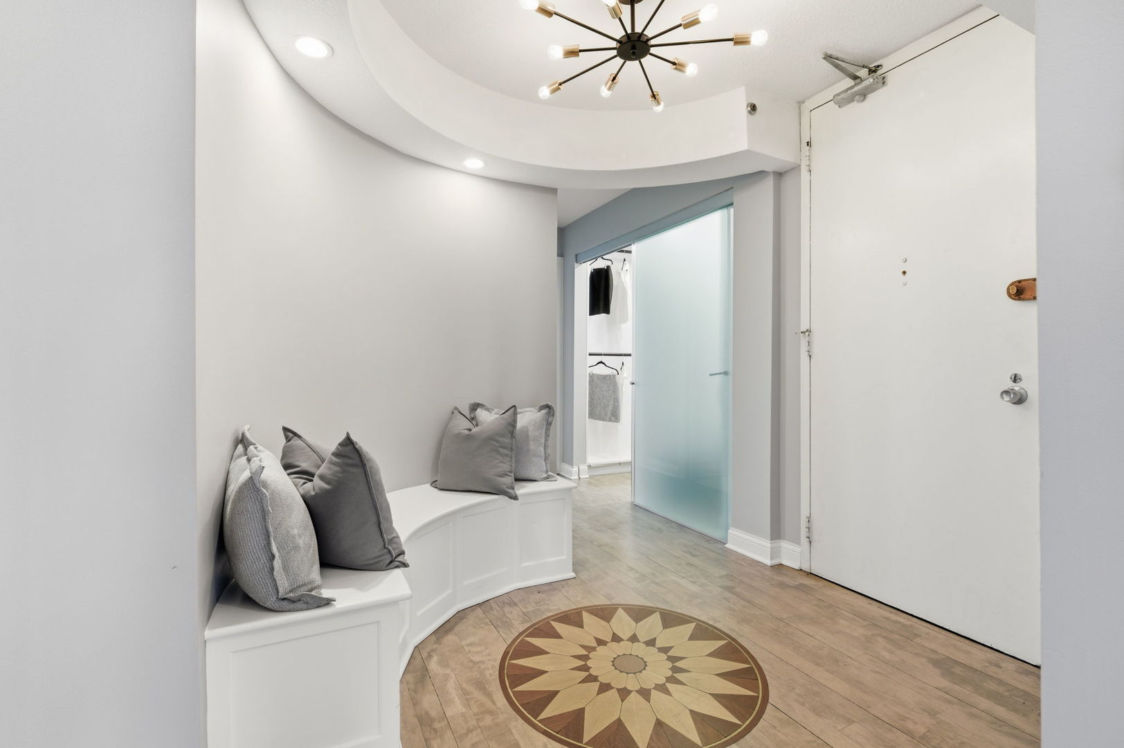 111 East Chestnut Street, Unit 37K Chicago, IL 60611 - Photo 4 of 43