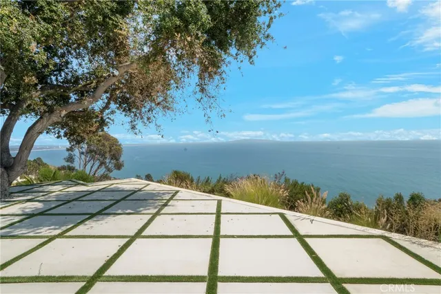 $10,500,000 | 20786 Cool Oak Way, Malibu, CA 90265