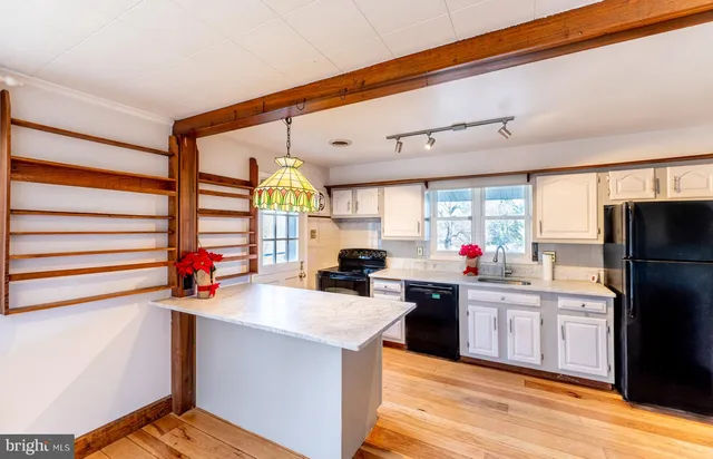 $429,900 | 929 North Manor Road, Honey Brook, PA 19344