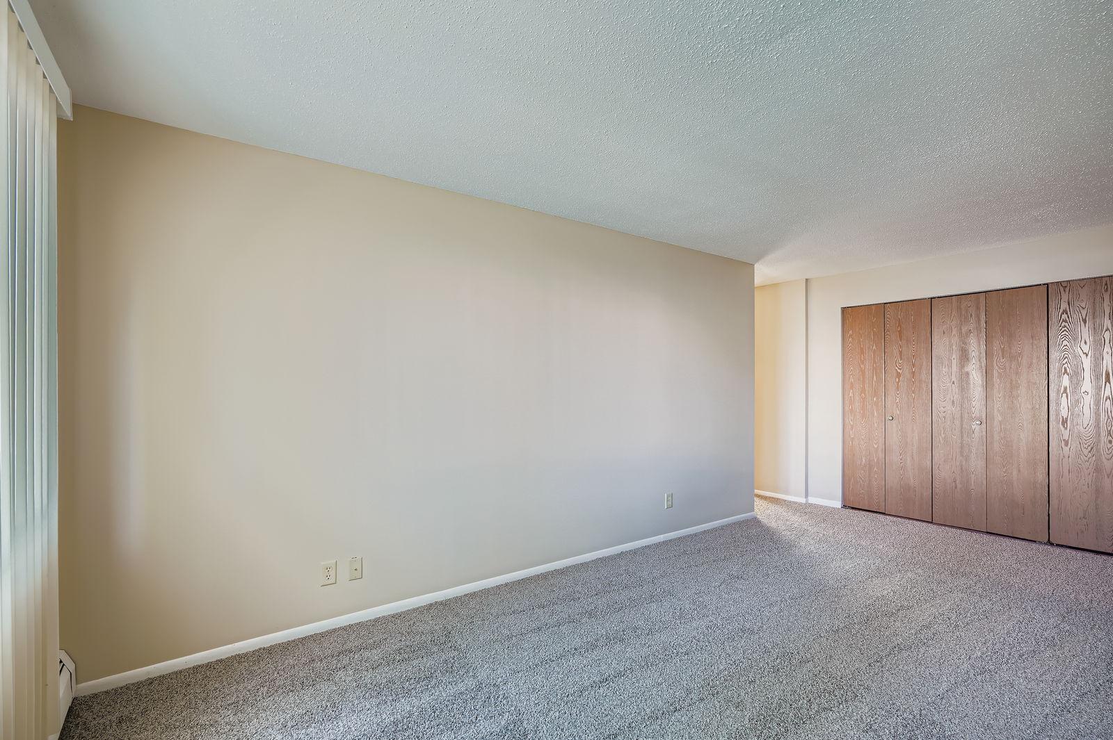 1887 Silver Bell Road, Unit 103 Eagan, MN 55122 - Photo 14 of 28