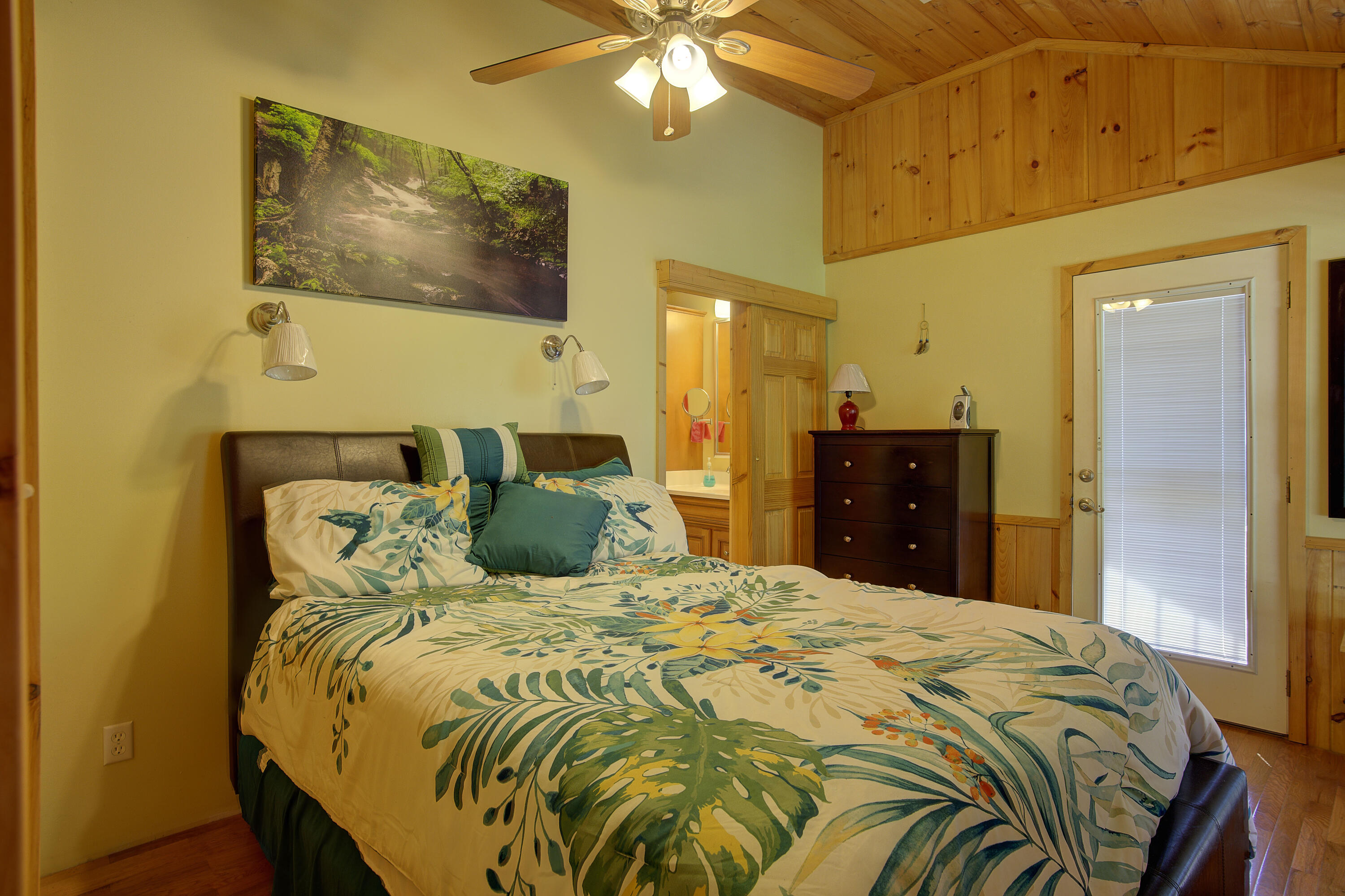 212 Bumpus Cove Road Erwin, TN 37650 - Photo 12 of 68 Bumpus-11