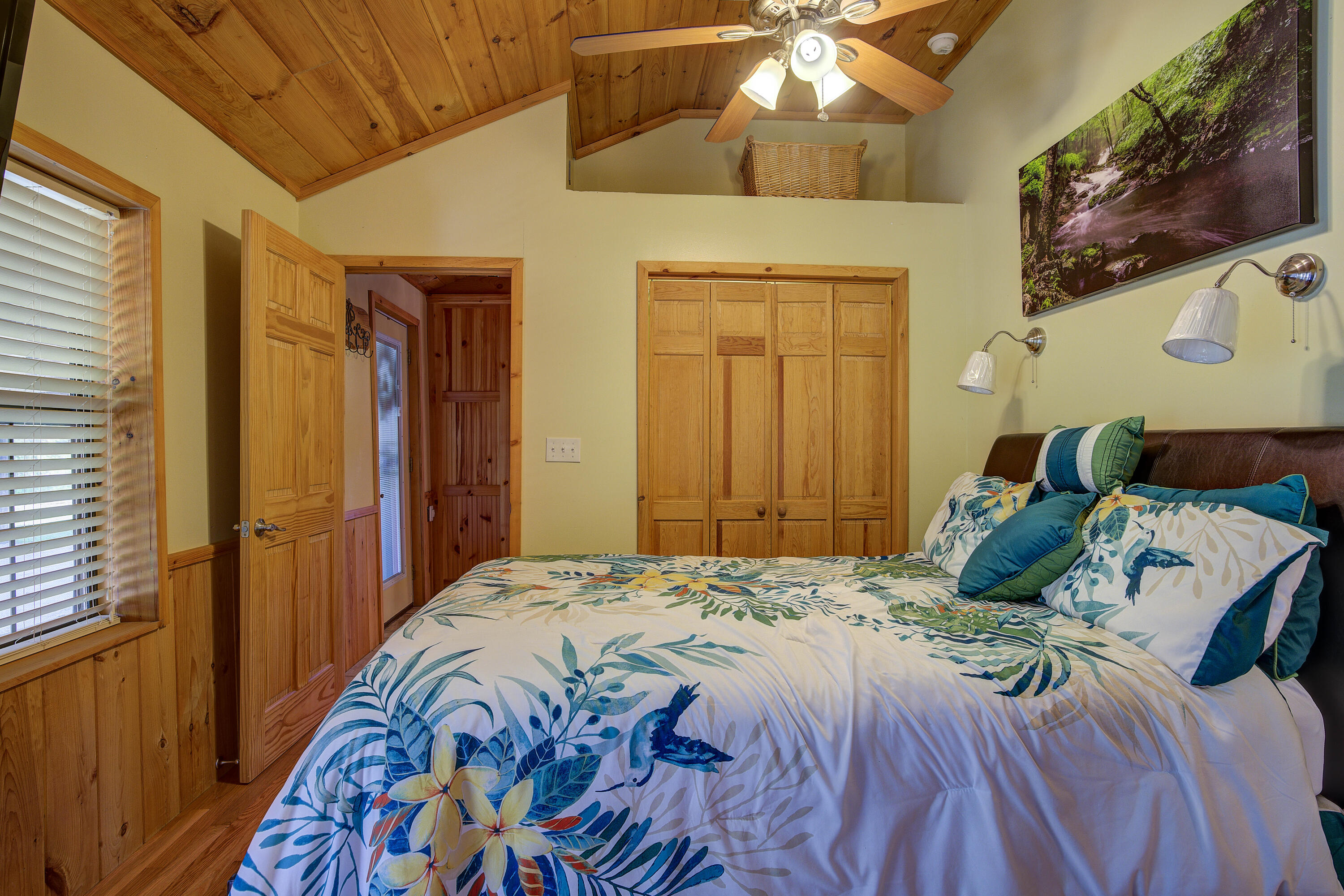 212 Bumpus Cove Road Erwin, TN 37650 - Photo 14 of 68 Bumpus-13