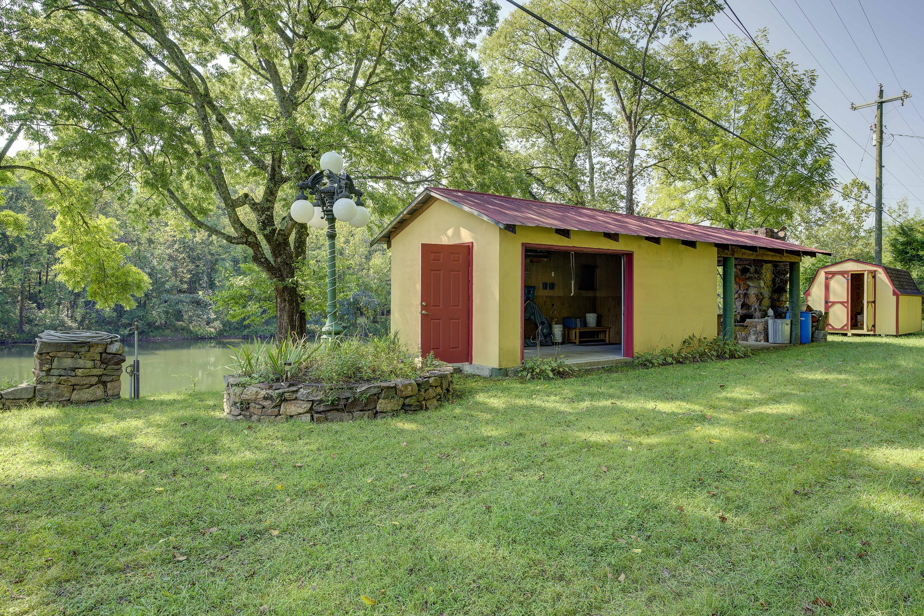 212 Bumpus Cove Road Erwin, TN 37650 - Photo 28 of 68 Bumpus-27