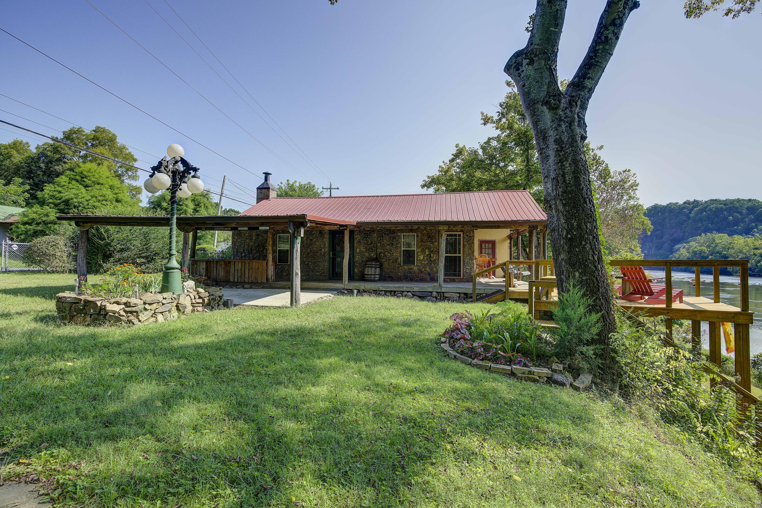 212 Bumpus Cove Road Erwin, TN 37650 - Photo 35 of 68 Bumpus-34