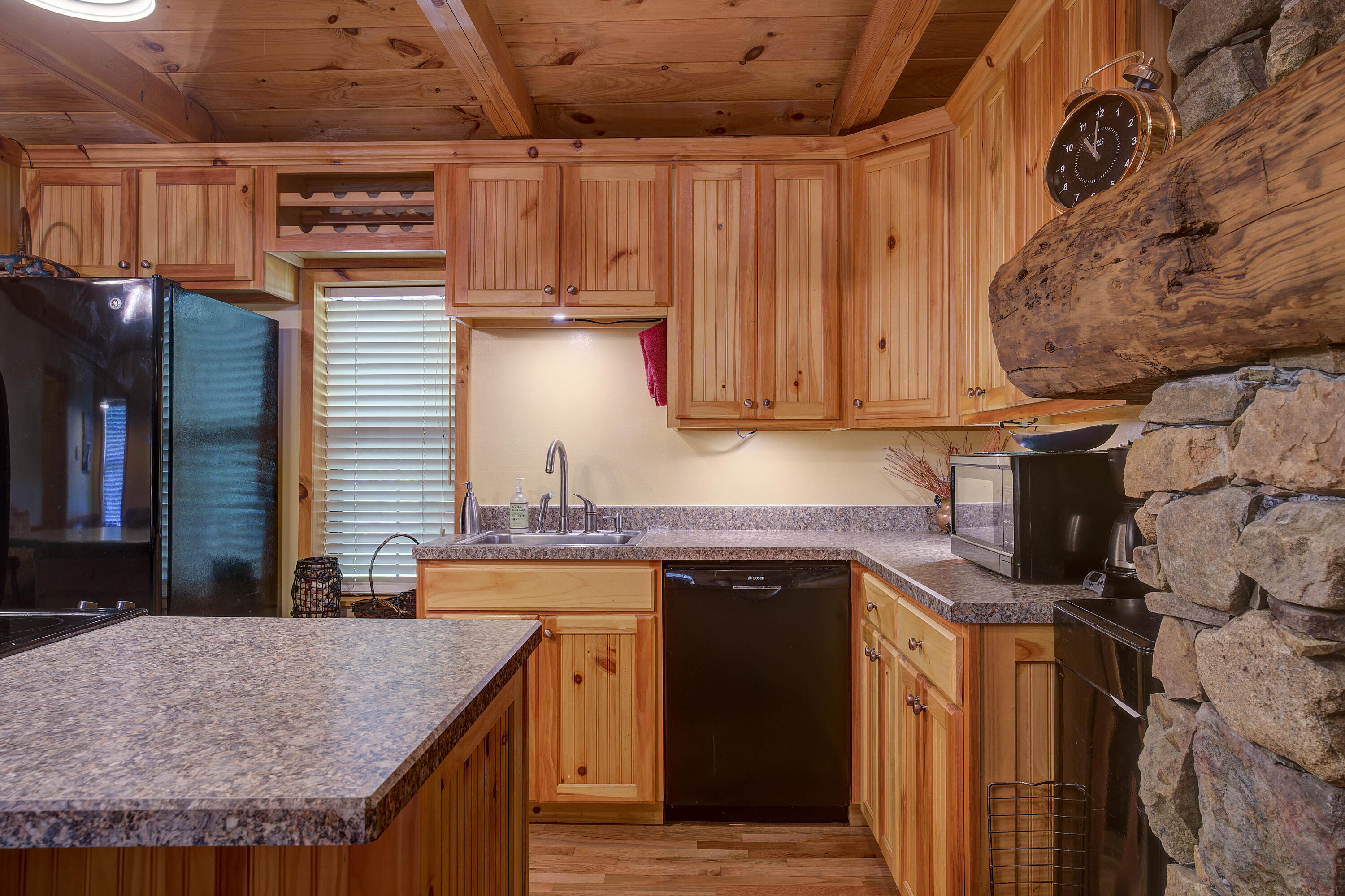 212 Bumpus Cove Road Erwin, TN 37650 - Photo 6 of 68 Bumpus-5