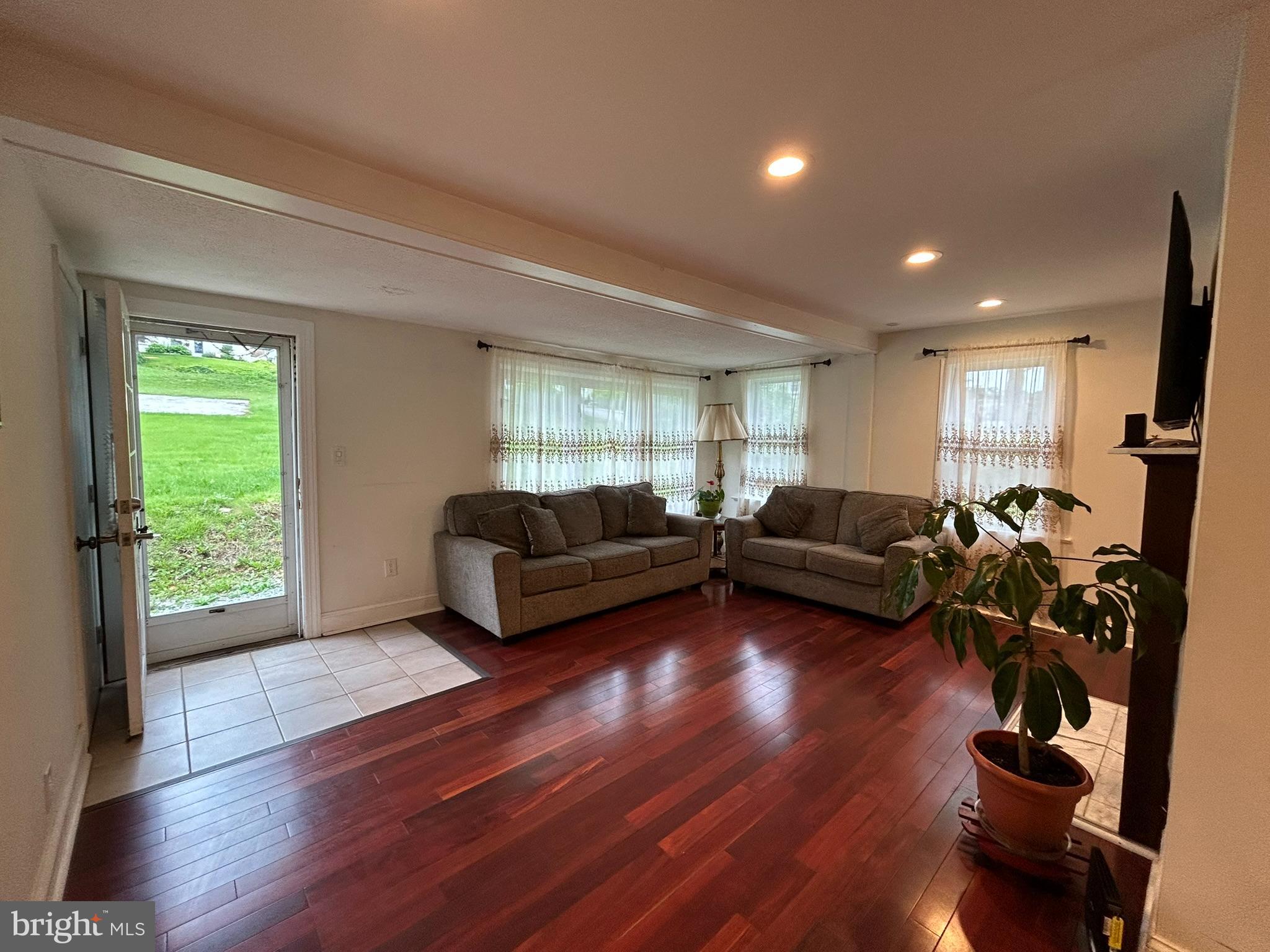 59 Northwood Road Newtown Square, PA 19073 - Photo 5 of 51 Gallery Image 5