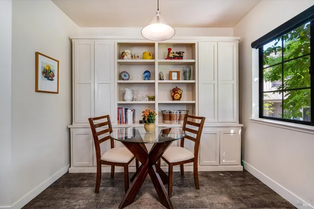 $1,115,000 | 18120 Vassar Court, Sonoma, CA 95476