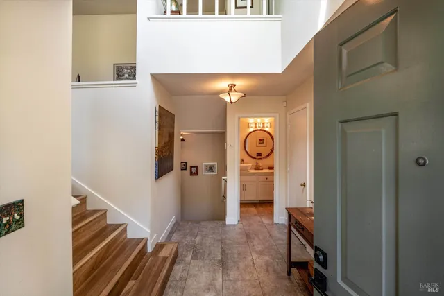 $1,115,000 | 18120 Vassar Court, Sonoma, CA 95476