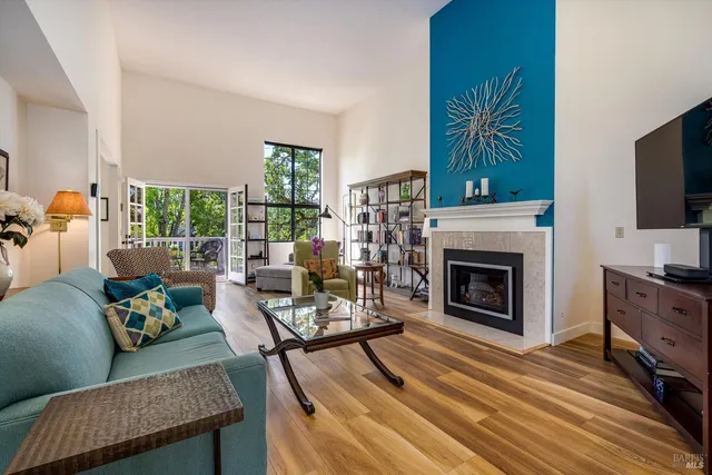 $1,115,000 | 18120 Vassar Court, Sonoma, CA 95476